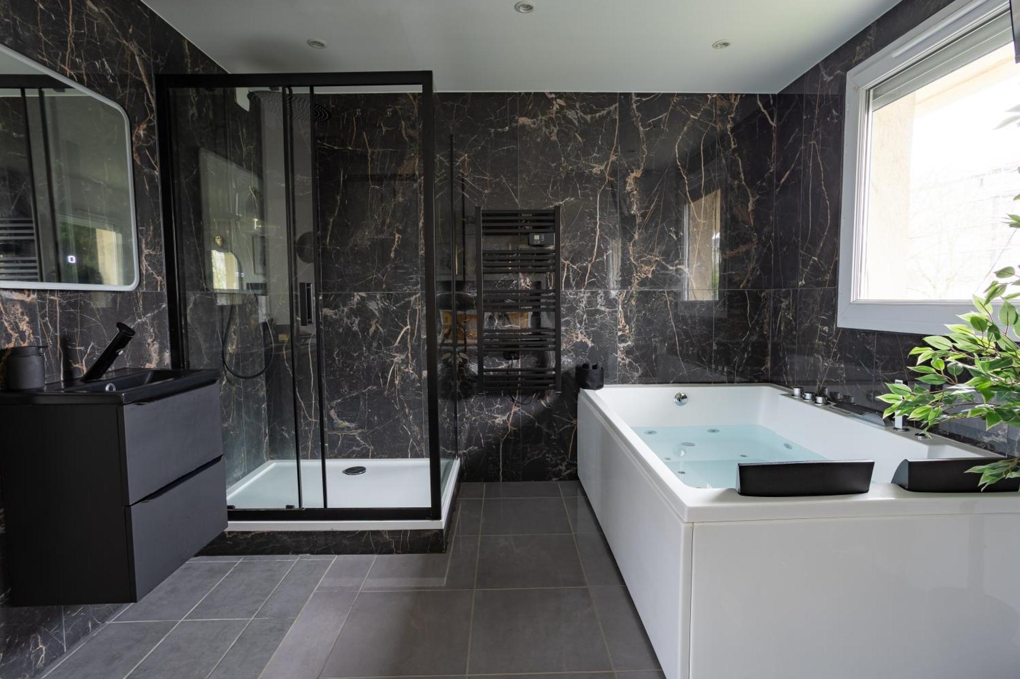 Evasion Romantique Avec Jacuzzi Savigny-le-Temple Exterior photo